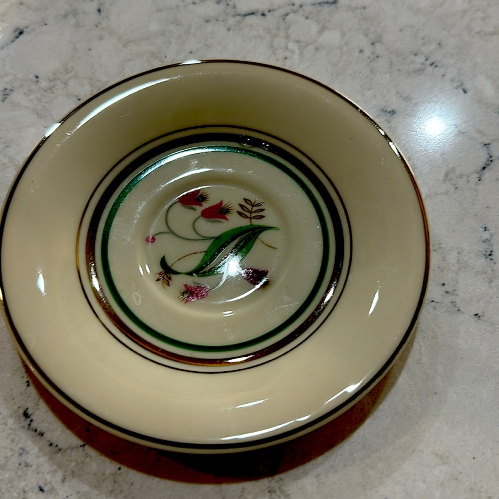 Vintage Old Ivory Syracuse tea cup and saucer made in America 🇺🇸. 5 available.